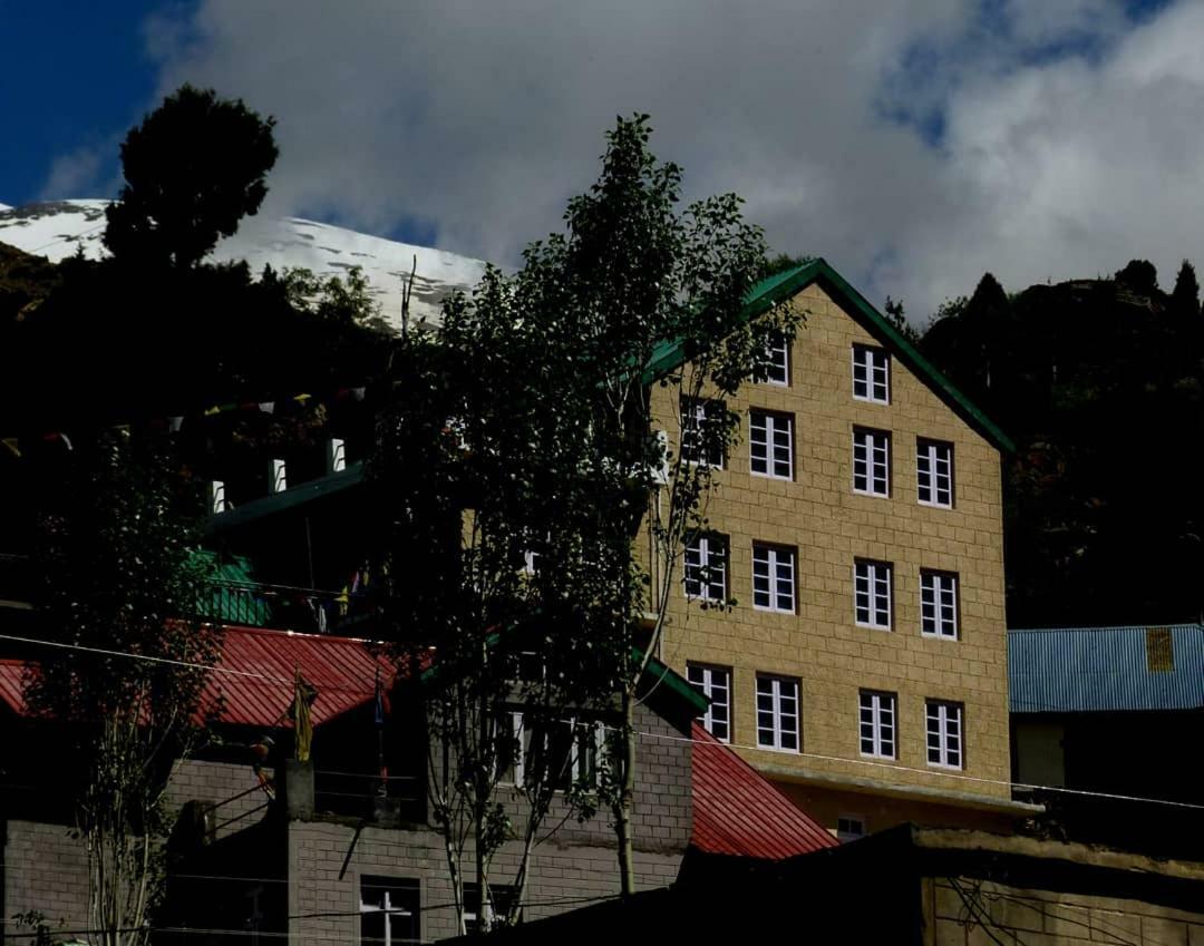 Kolong Retreat Hotell Kolang Exteriör bild