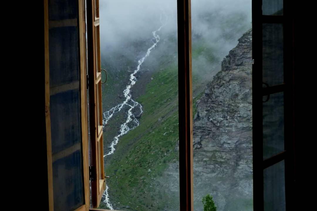 Kolong Retreat Hotell Kolang Exteriör bild